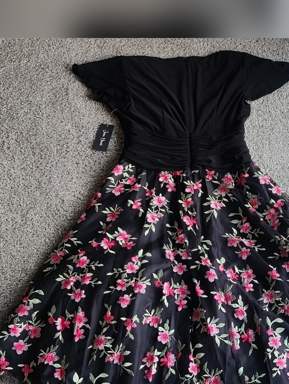 NWT Embroidered Dress By Jessica Howard - Picture 5 of 11